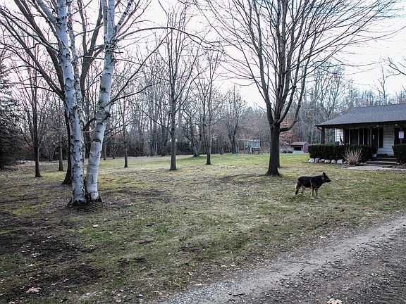 4th image of 5327 Woodlawn Dr