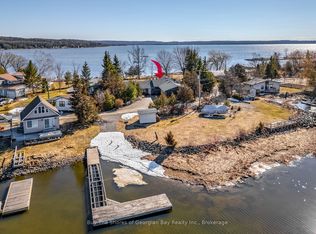 17 Wilcox Rd, Tay, ON L0K2C0