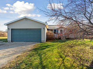 5891 Campbell Corners Dr, Howell, MI 48855