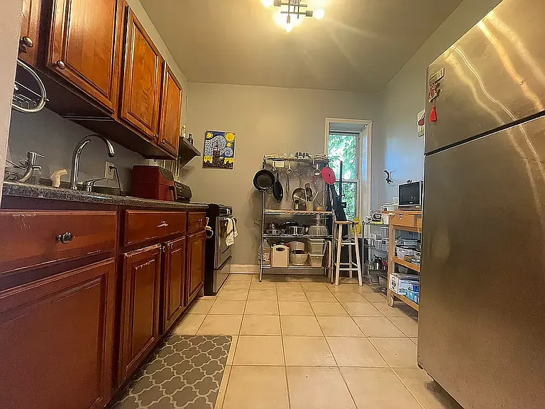 99 Albany Ave #4 — Photo 7