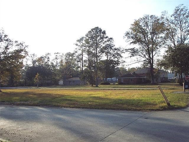 1st image of 1905 Gause Blvd W #00