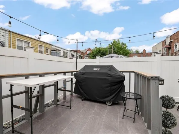 1650 East 55th Street image 23 of 25