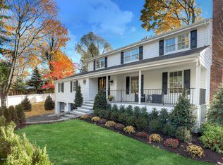 185 N Maple Ave, Greenwich, CT 06830