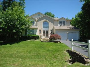 22 Battista Ct, Sayreville, NJ