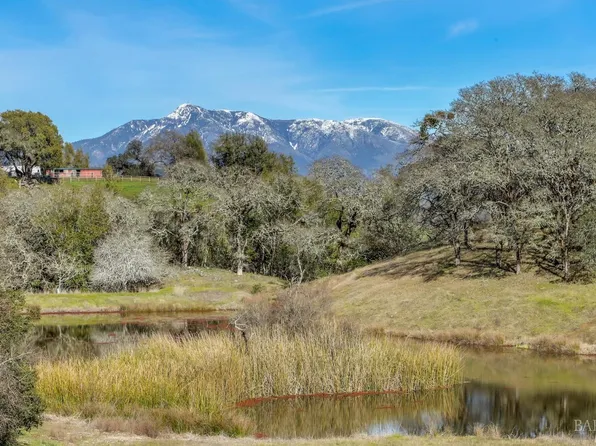 12825 Chalk Hill Road, Healdsburg, CA 95448