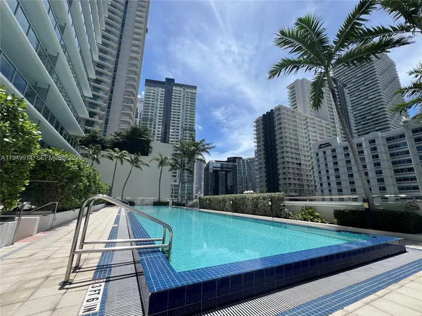 79 SW 12th St, Miami, FL