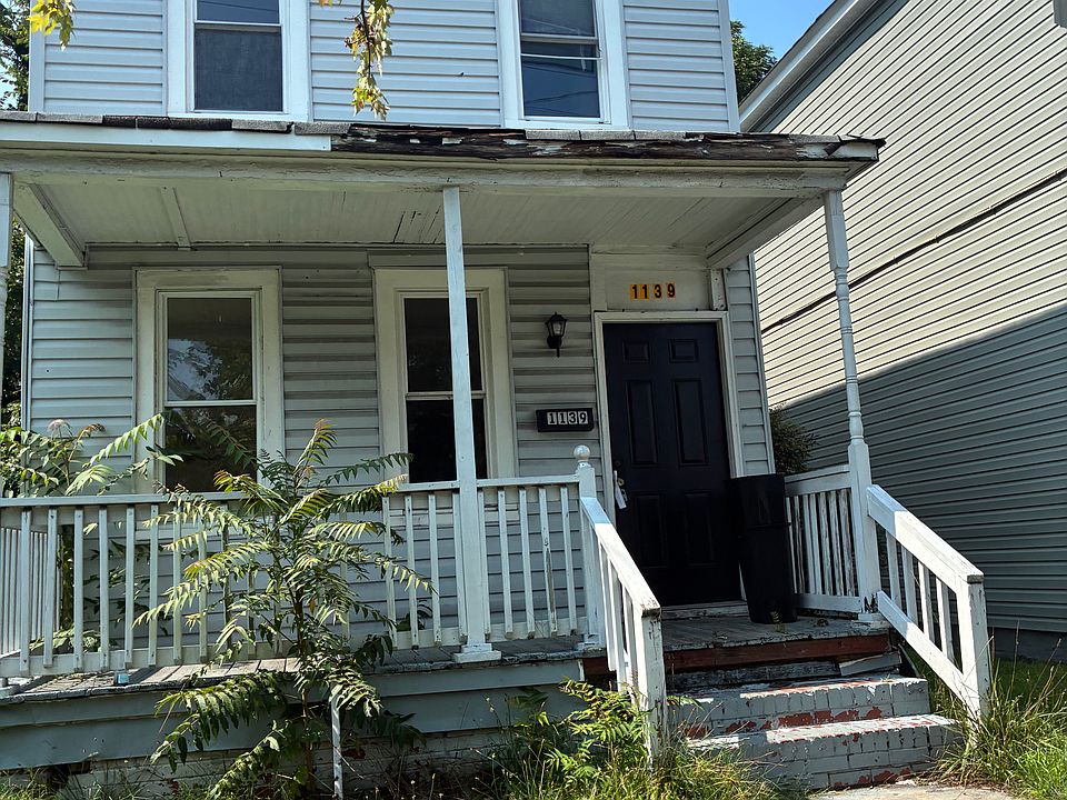 1st image of 1139 26th St