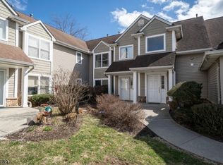 89 Bourne Cir, Hardyston Twp., NJ 07419