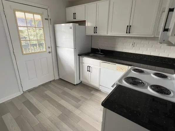 201 Poinsettia Pine Ct APT 202, Tampa, FL 33612