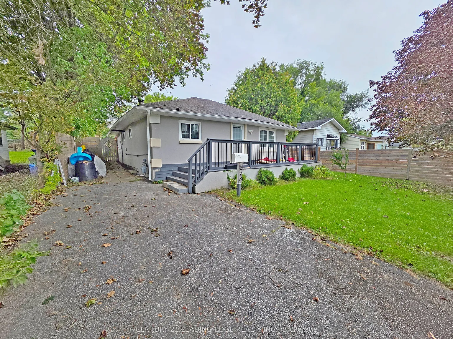 4 bed, $2,450 — Photo 1