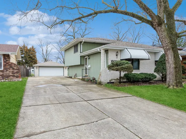 15023 Tripp Ave, Midlothian, IL 60445