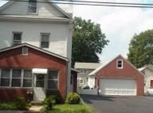 220 N 10th St, Kenilworth, NJ 07033
