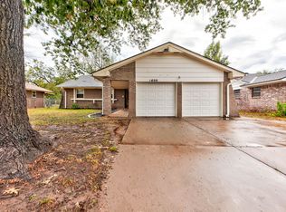 1600 Cambridge Dr, Norman, OK 73069