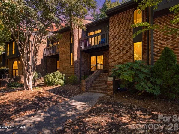 5805 Sharon Rd APT E, Charlotte, NC 28210