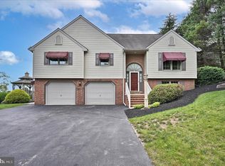 2086 Ridge Rd, Elizabethtown, PA 17022