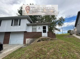 7810 E 130th Ct, Grandview, MO 64030