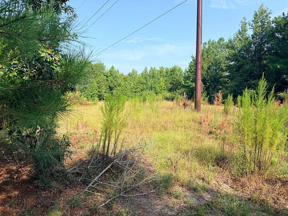 1st image of 141 Autumn Chase Ln