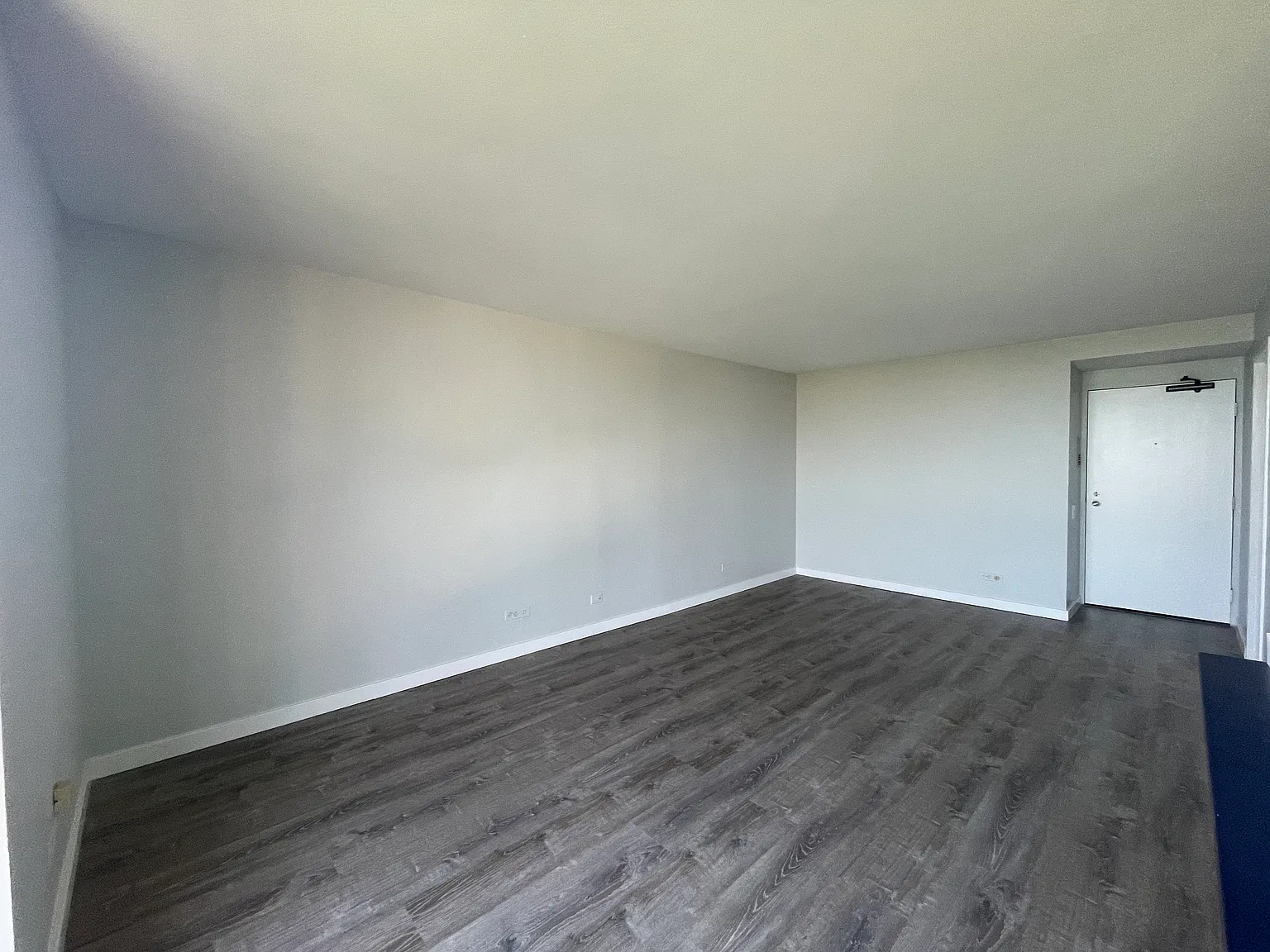 Studio, 500 sqft, $2,000 — Photo 4