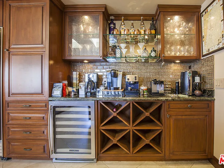 2624 Costebelle Dr — Photo 14