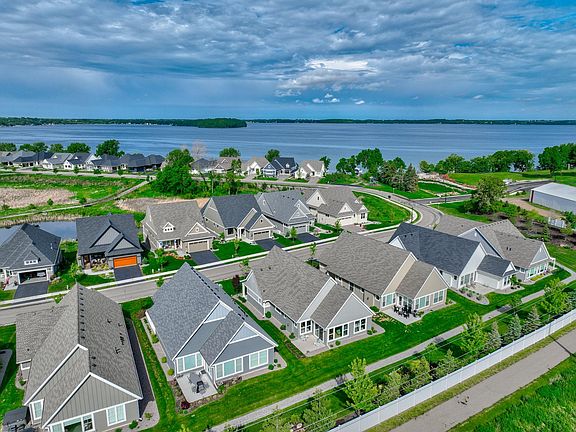 4th image of 115 Lakeshore Cir
