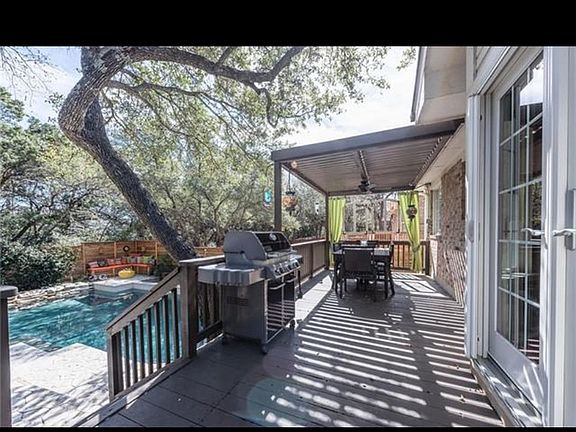 3rd image of 7744 Yaupon Dr