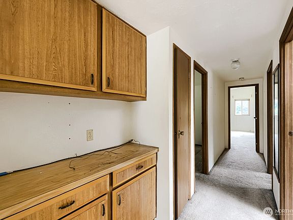 2nd image of 17125 Woodcrest Drive NE