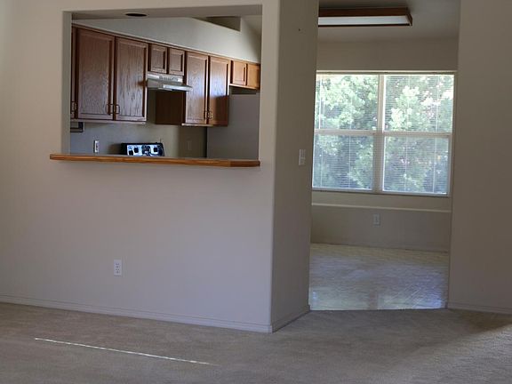 5th image of 9235 Prairie Clover Dr