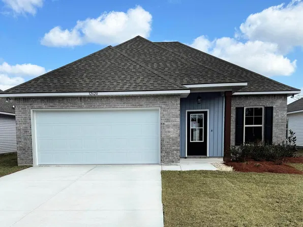 32620 Flower Tree Ct, Walker, LA 70785
