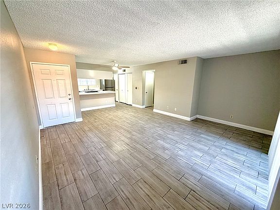5th image of 2750 S Durango Dr APT 1032