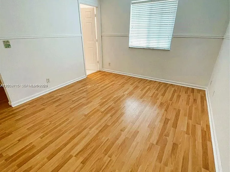 3919 Tree Top Dr #3919 — Photo 13