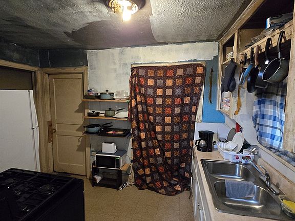 5th image of 2510 Southland St