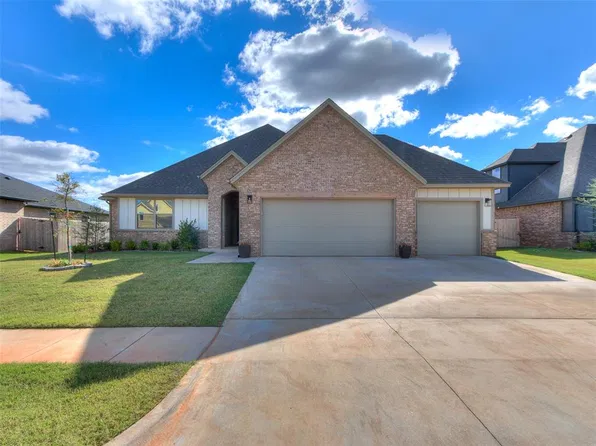 9312 NW 146th St, Yukon, OK 73099