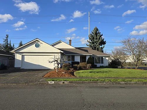 391 NE 30th Dr Photo 1 391 NE 30th Dr Photo 1