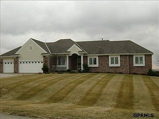 2nd image of 16511 Crestfield Dr