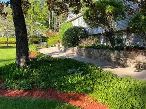 4 Mulberry Street, Windham, NH 03087