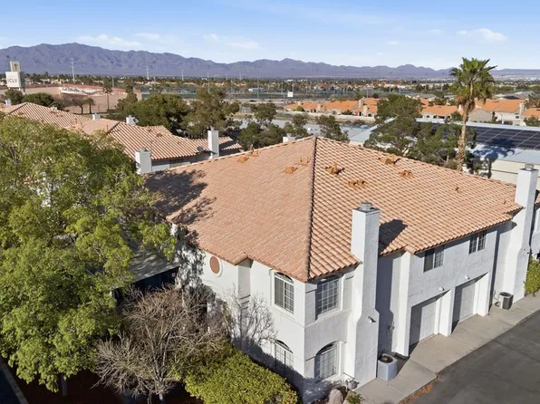 208 Star Cluster Cir, Las Vegas, NV 89145