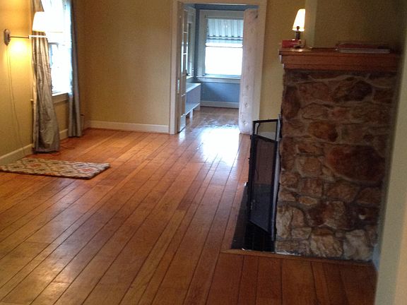 Large living room, this is a very happy house in a fabulous