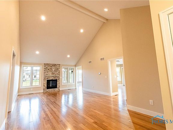 2nd image of 1341 Woodsong Ln