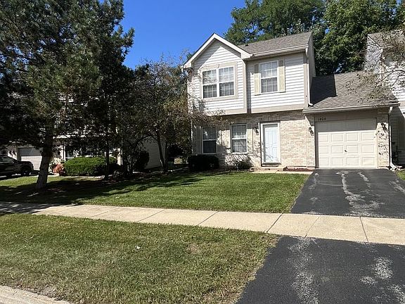 2nd image of 1404 W Split Oak Cir