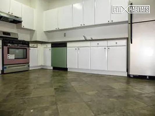 Rented by Citi Habitats | media 15