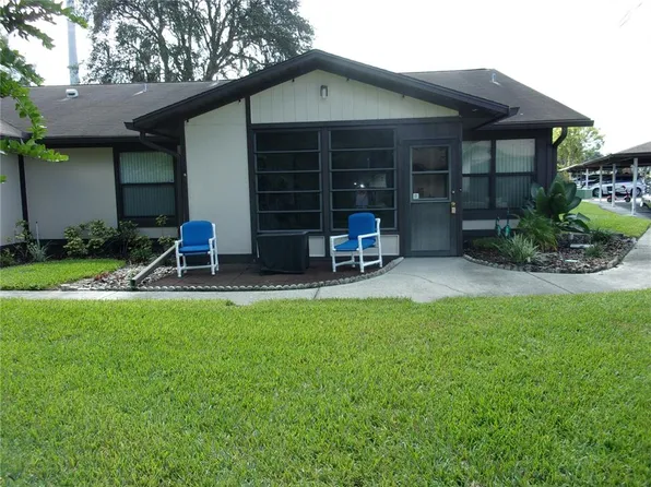 4550 Blossom Blvd #D, Zephyrhills, FL 33542