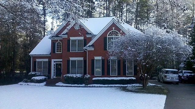 2319 Fairwood Cir photo 1
