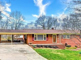 2209 Collins Dr, Albemarle, NC 28001