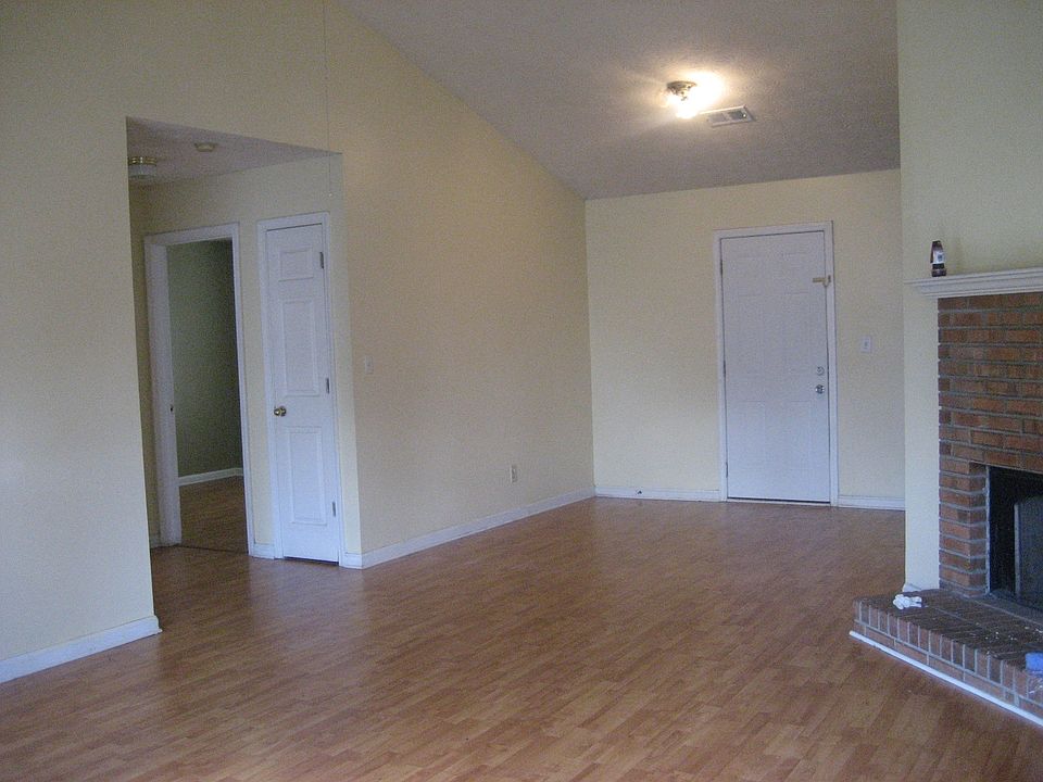 2nd image of 6312 Amberly Rd