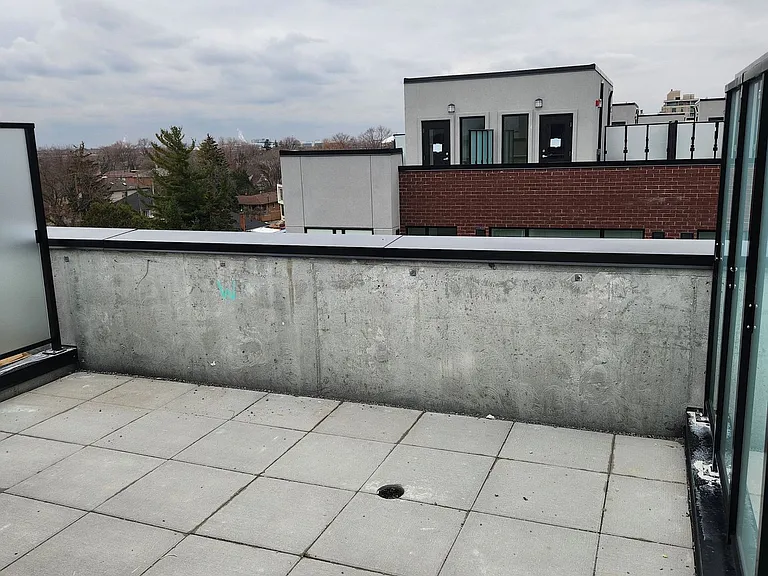 861 Sheppard Ave W #29 — Photo 34