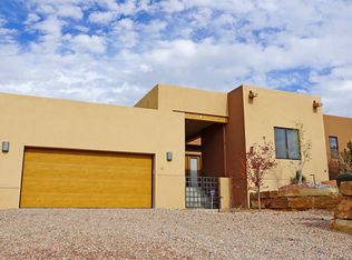 2 Via Optima, Santa Fe, NM 87507