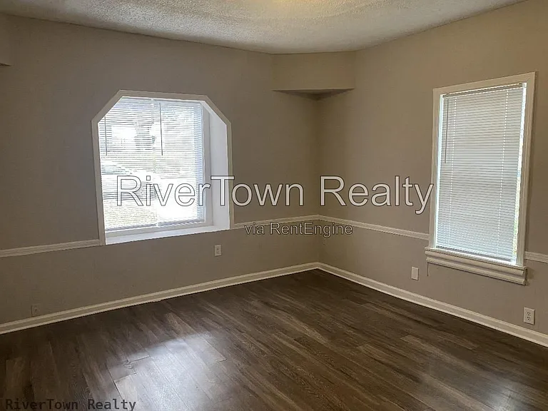 3219 Nathan Ave — Photo 5