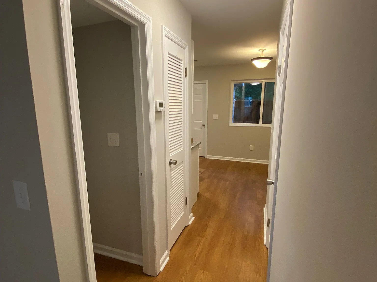 2 bed, 1.5 bath, 1107 sqft, $2,150 — Photo 2
