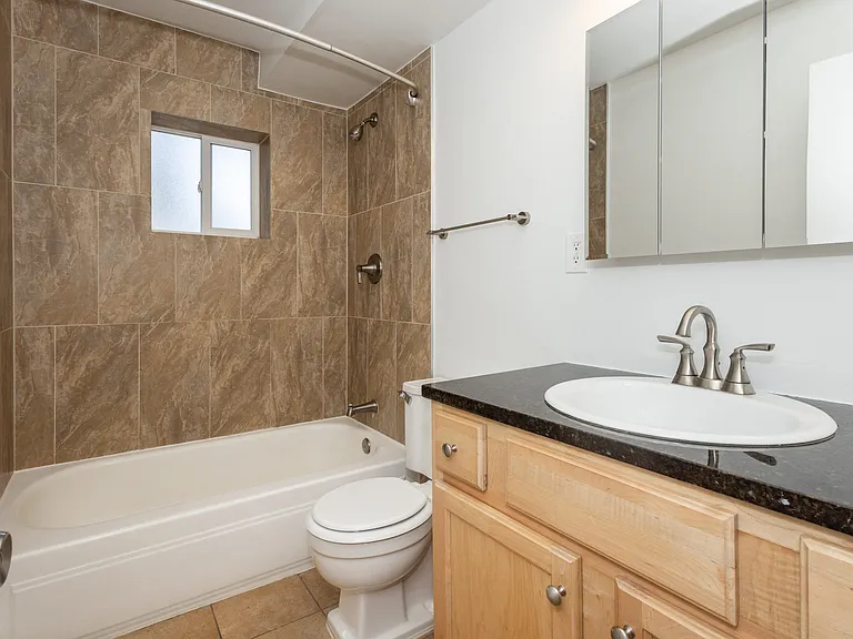 1536 Williams St — Photo 26
