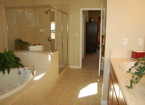 4th image of 838 Cherry Orchard Pl